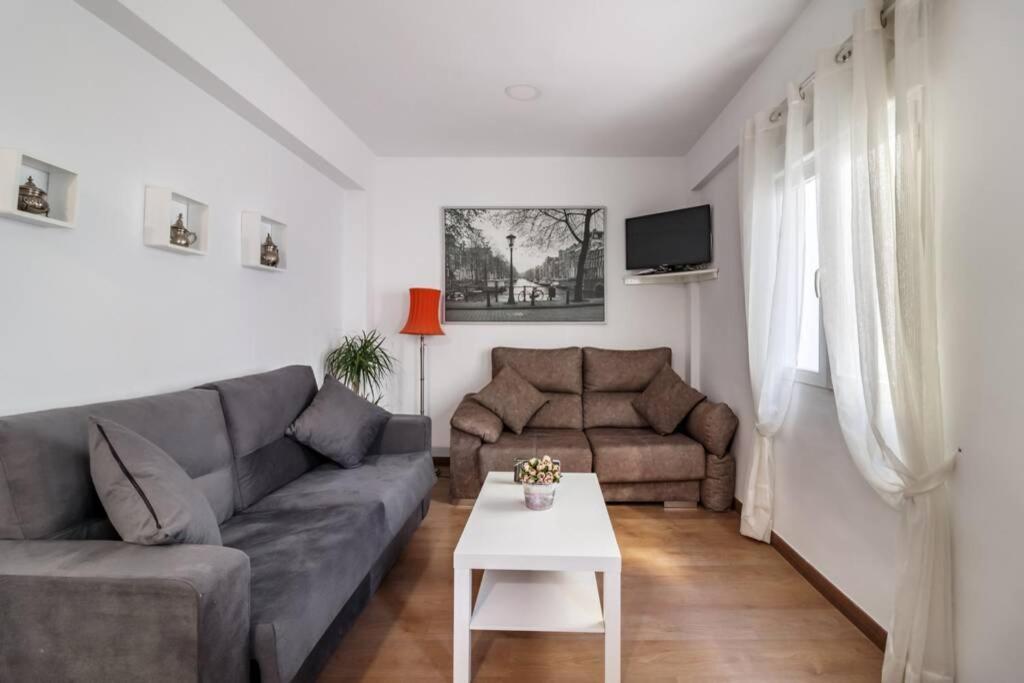 Lovely Apartment In The Centre Wifi Granada Exterior photo